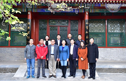 与会人员合影500.jpg